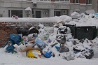 Жители жалуются на переполненные мусорные баки в центре Новосибирска
